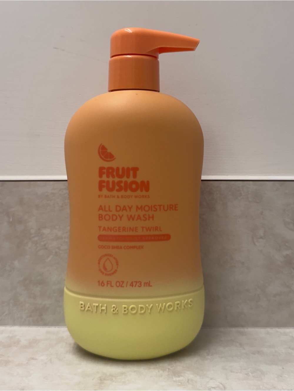 NWT BBW Tangerine Twirl Fruit Fusion All Day Moisture Body Wash